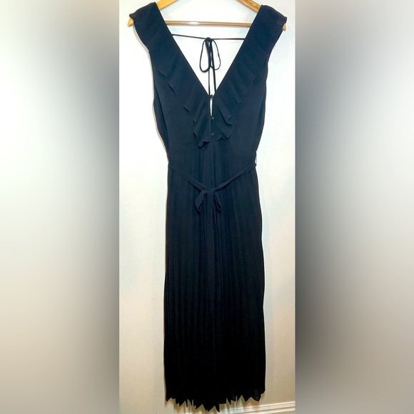 NWT Lulu’s Loved By You Black Ruffled Pleated Chiffon Maxi Dress Size Medium - Picture 6 of 16
